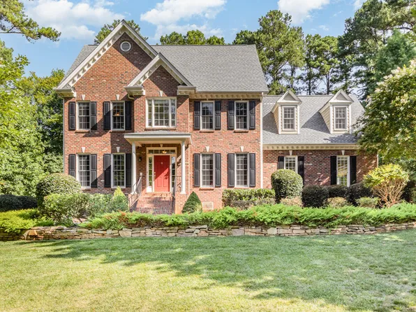 8201 Sandybrook Ln, Wake Forest, NC 27587