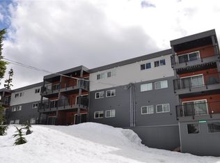695 Castle Crag Cres #307, Courtenay, BC V9J1L0