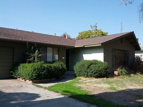 1st image of 2949 N 2nd St