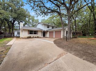 3411 Halifax Dr, Arlington, TX 76013