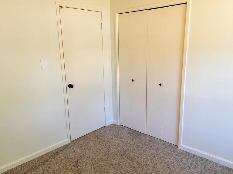3803 Yellowstone Ct — Photo 24