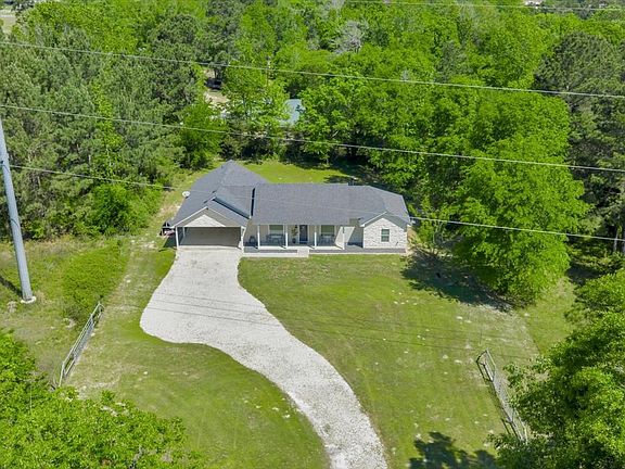 3rd image of 450 McCarty Rd