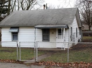 24 E 36th Pl, Hobart, IN 46342