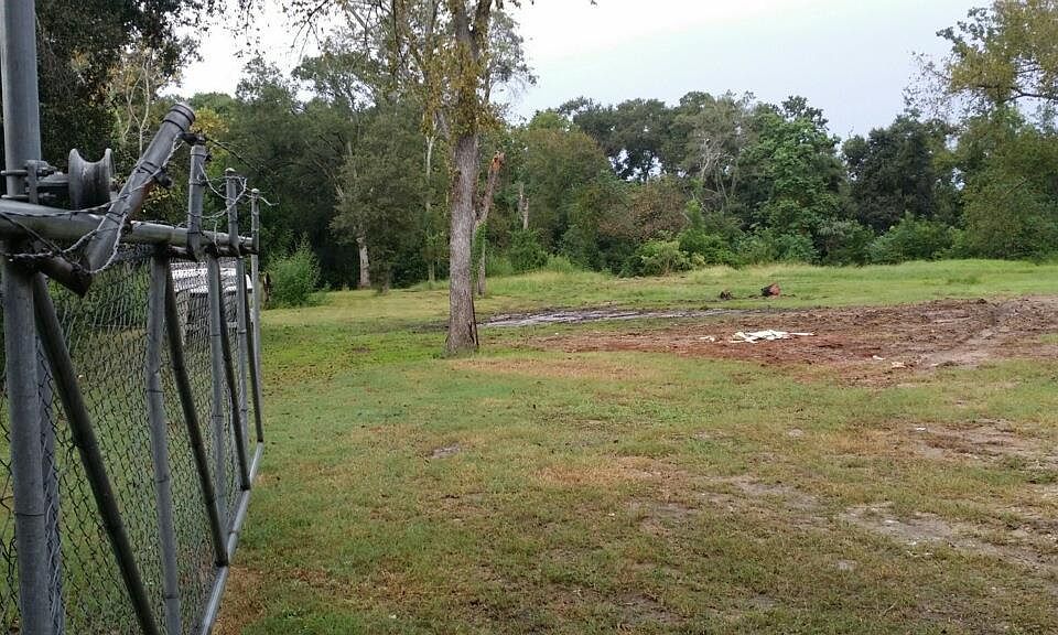 1st image of 12402 West Dr