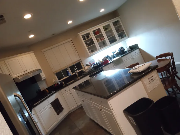 5570 N Live Oak St — Photo 7
