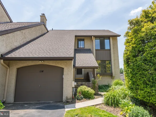 114 Golf Club Dr, Langhorne, PA 19047