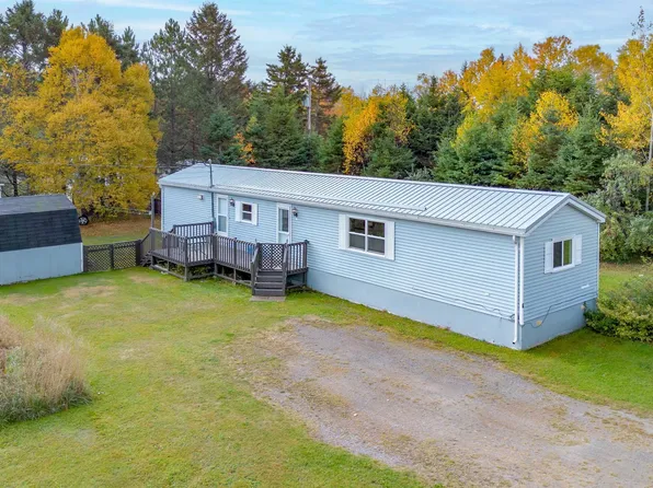 6 2nd St, Northside East Bay, NS B1J 1B4