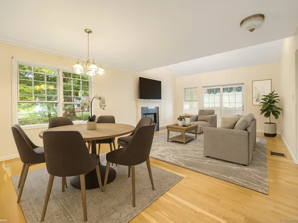 5 Peach Orchard Hill, Plainville, CT 06062