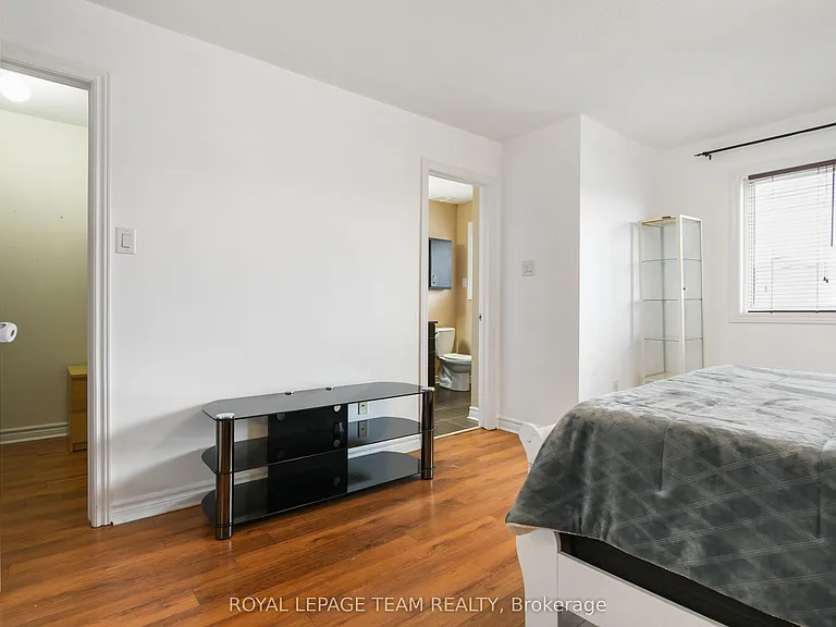 415 Galatina Way — Photo 14