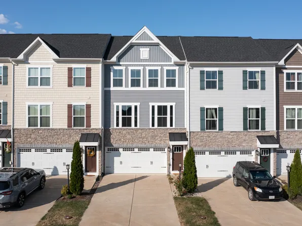 147 Burkwood Ter, Lake Frederick, VA 22630