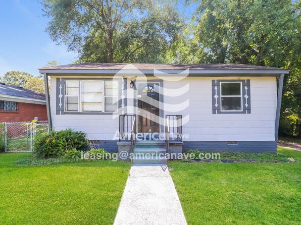 2515 Emmett Ave