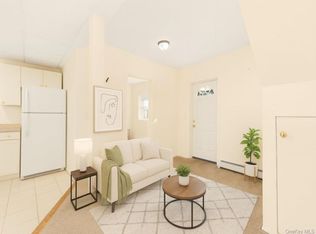 174 Mills Pond Rd #B, Saint James, NY 11780