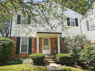 3022 Bolgos Cir, Ann Arbor, MI 48105