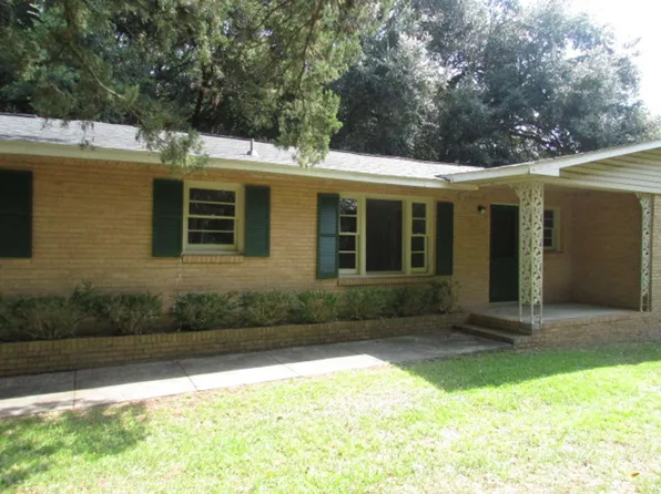 5855 Cane Savannah Rd, Wedgefield, SC 29168