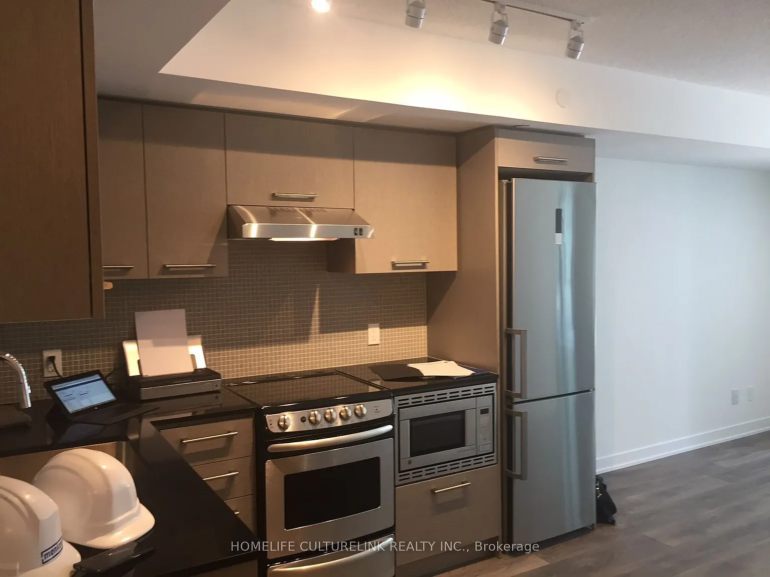 2 bed, $2,500 — Photo 4