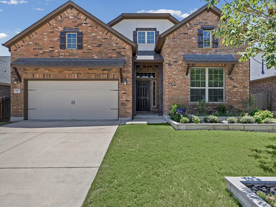 1512 Amarone Dr