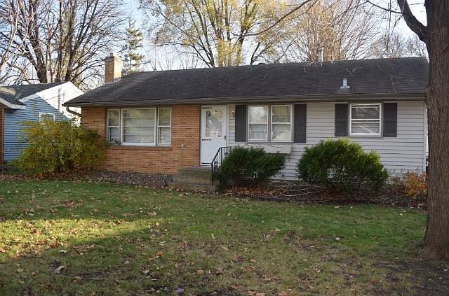 1st image of 915 5th St W
