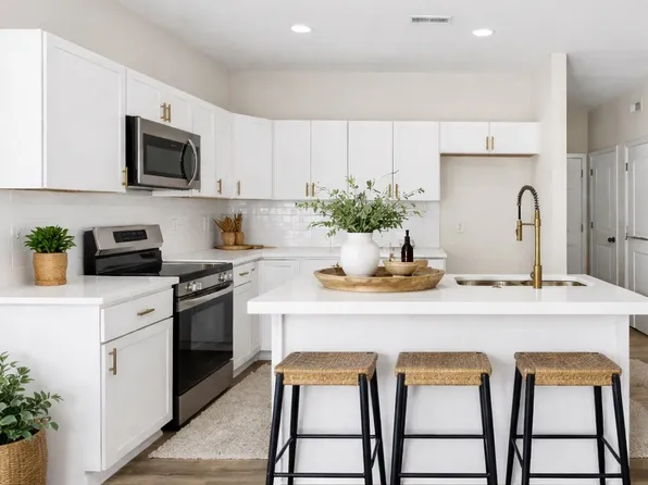 204 Clark Rd, Clarksville, TN 37042