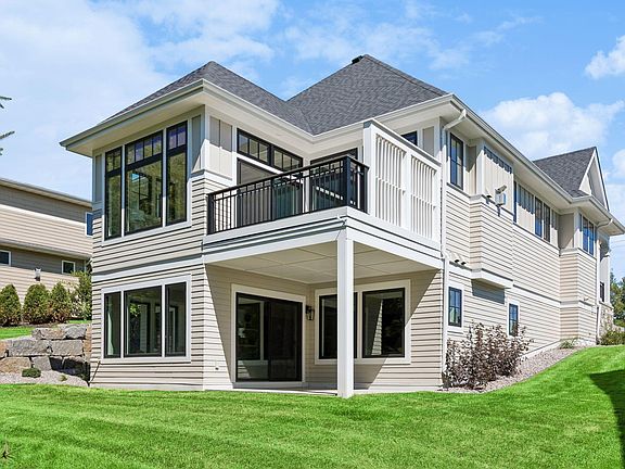 2nd image of 264 Wayzata Blvd E