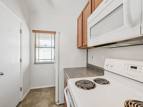5th image of 30425 W Catalina Dr