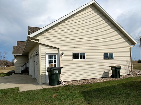 3rd image of 14544 E Amelia Dr