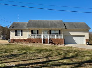 676 Stout Town Rd, Blaine, TN 37709