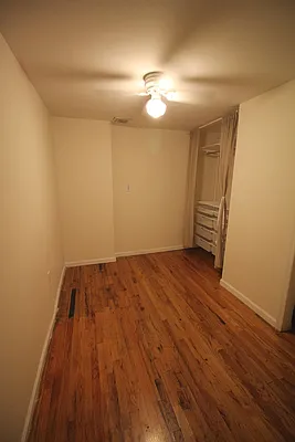 Rented by MyGradPad | media 18