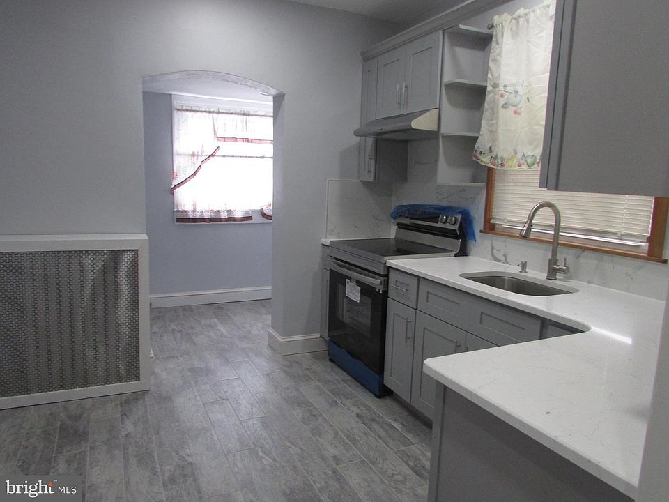 1st image of 1713 68th Ave