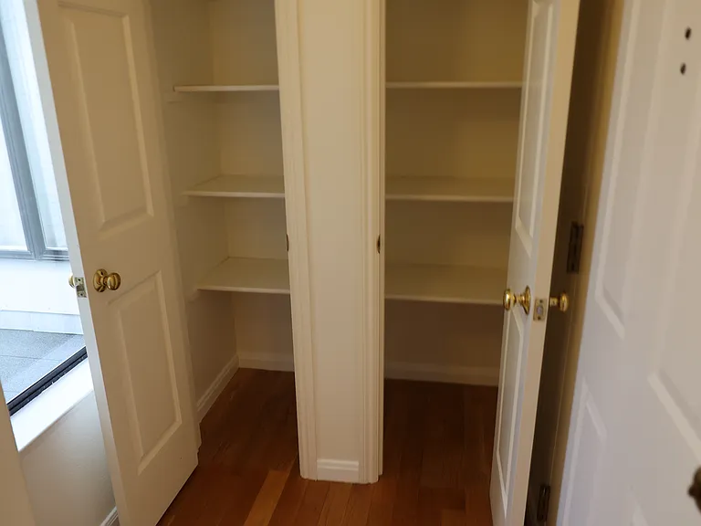222 21st Ave #1 — Photo 15