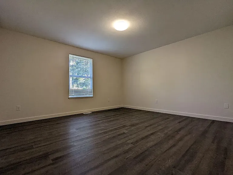 5210 Grove St #A — Photo 10
