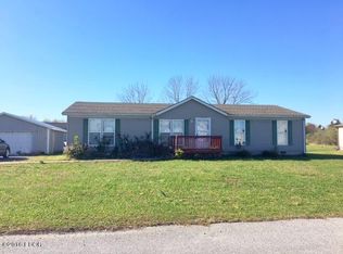 5586 Arctic Fox Dr, Carterville, IL 62918