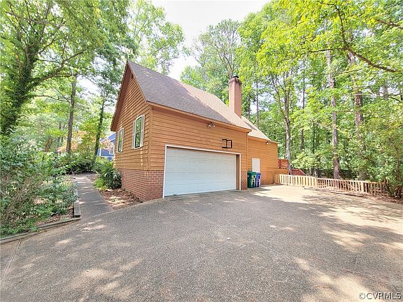 3rd image of 1902 Bayleaf Ct