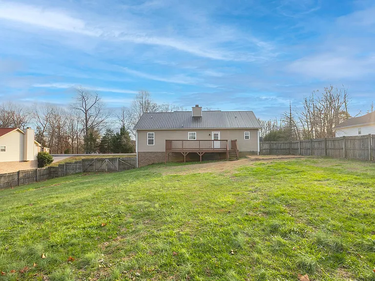 1307 Gip Manning Rd — Photo 32