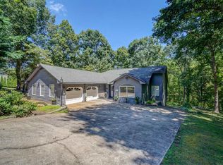 140 Amber Dr, Inman, SC 29349