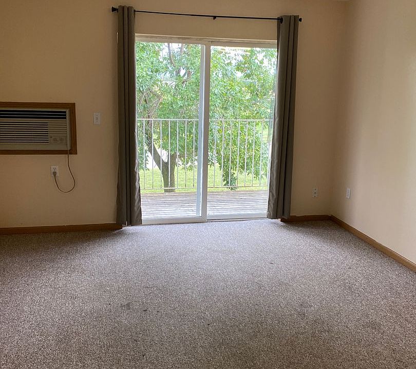1st image of 1105 S Prospect Dr #210
