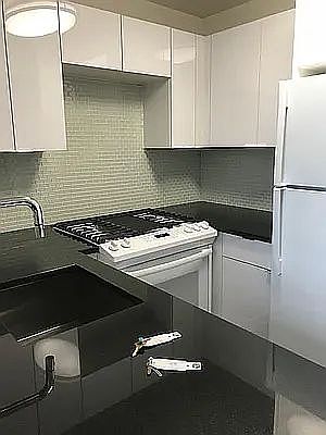 4th image of 521 E 72nd St APT 8C