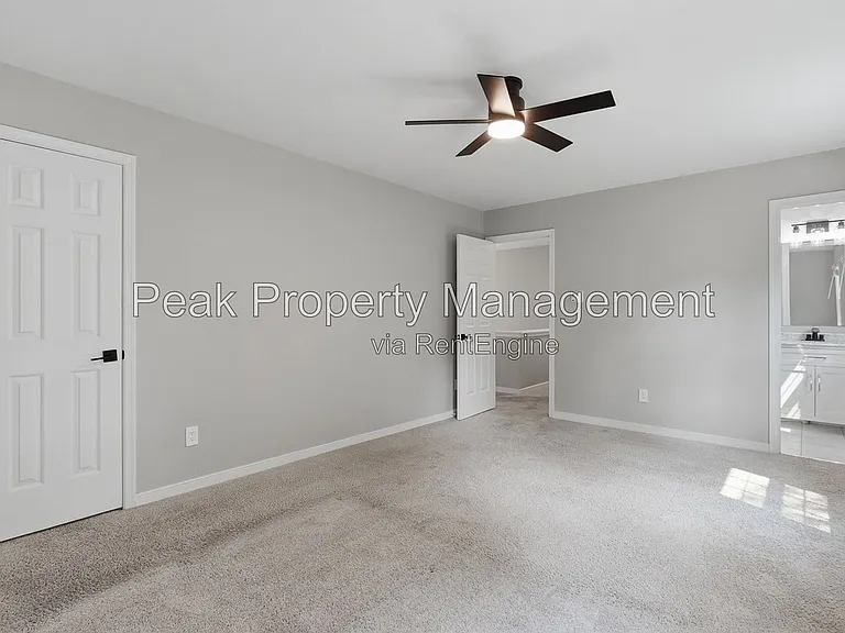 5008 Chelsea Brook Ln — Photo 17