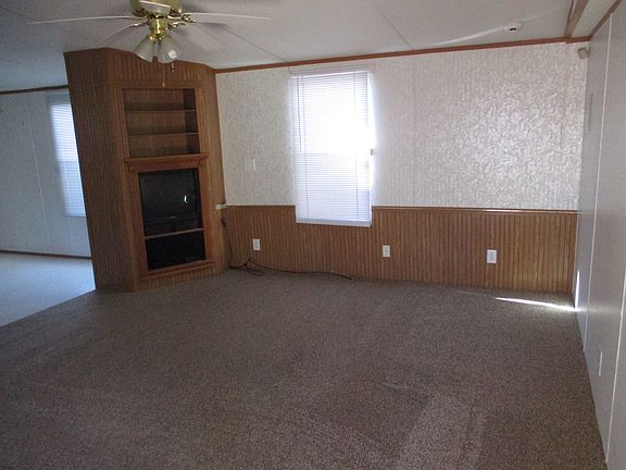 2nd image of 1137 Los Claveles Dr SE