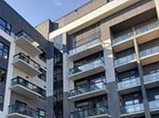 128 Grovewood Cmn #412, Oakville, ON L6H 0X3