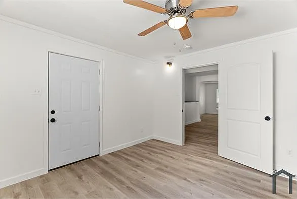 10518 Spring Garden Dr — Photo 17
