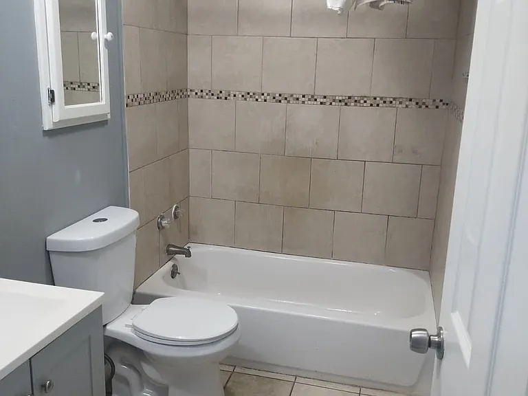 3431 Leverton Ave — Photo 4
