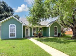102 Bitternut Ln, Lafayette, LA 70507