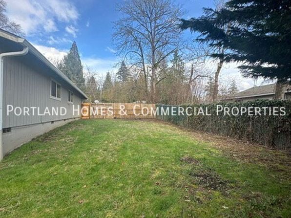 15641 SE Hugh Ave, Milwaukie, OR 97267