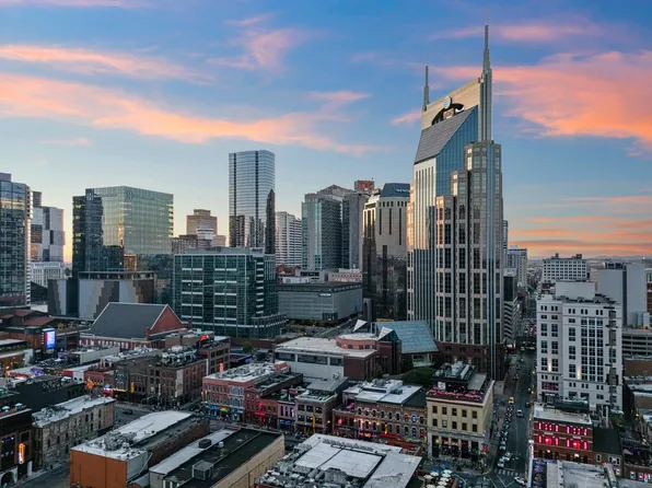 301 Demonbreun St Unit 307, Nashville, TN 37201