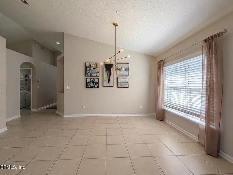 12985 Harborton Dr — Photo 7