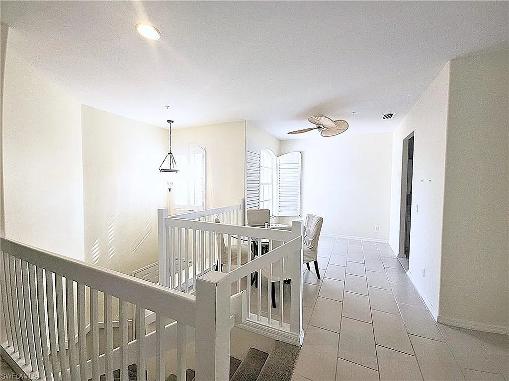 3 bed, 2.0 bath, 1845 sqft, $3,000 — Photo 3