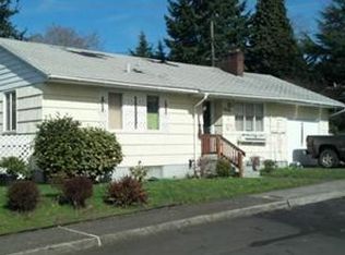 8659 SE Raymond St, Portland, OR 97266