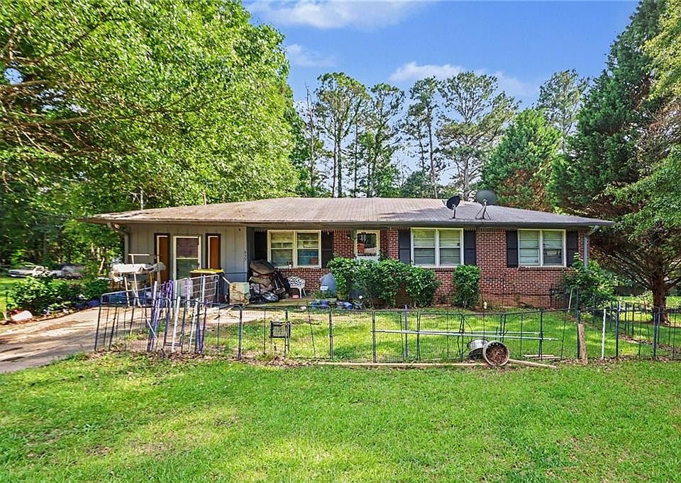 1st image of 493 Mehaffey Dr
