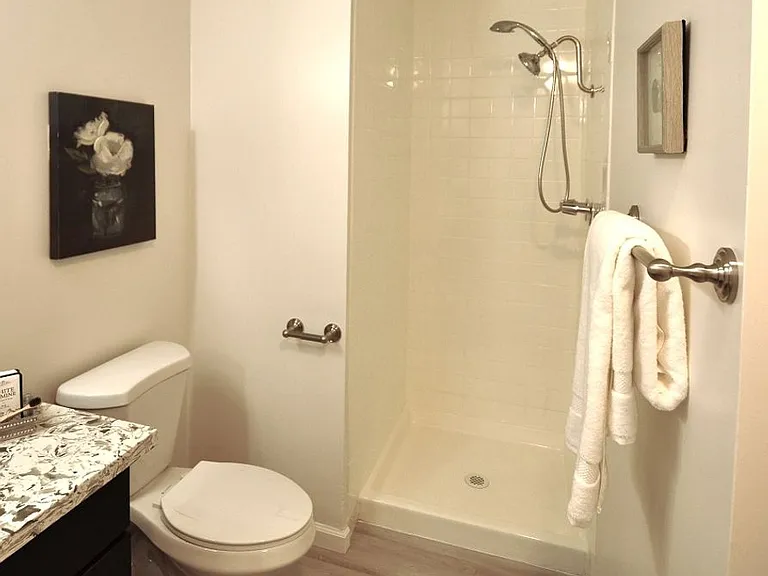 Westgate Apartments in Linda Vista — Photo 13