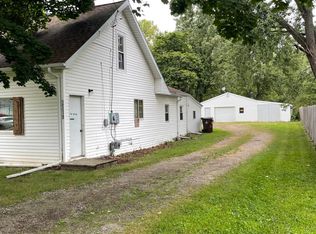 2318 W Jolly Rd, Lansing, MI 48911